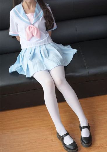 日本理伦少妇4做爰