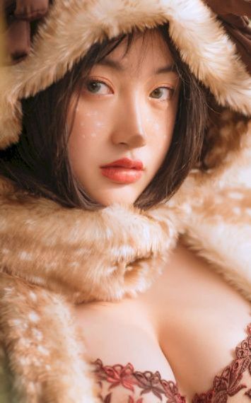 金瓶艳吏