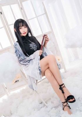 巴啦啦小魔仙之魔法海萤堡 2018