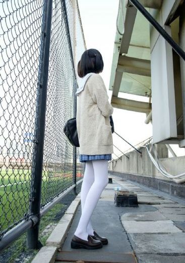 迪拜的女孩在线