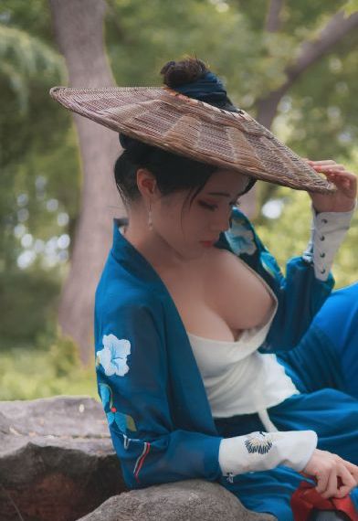 爱上女蒲团