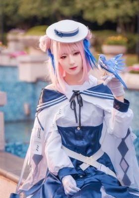 老师好紧开裆蕾丝内裤女