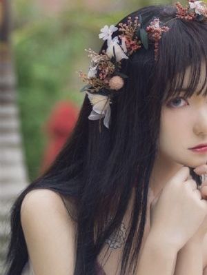 少妇和快递员在电梯做爰小说